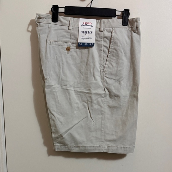 Izod Other - Izod Men's Flat Front Beige Shorts